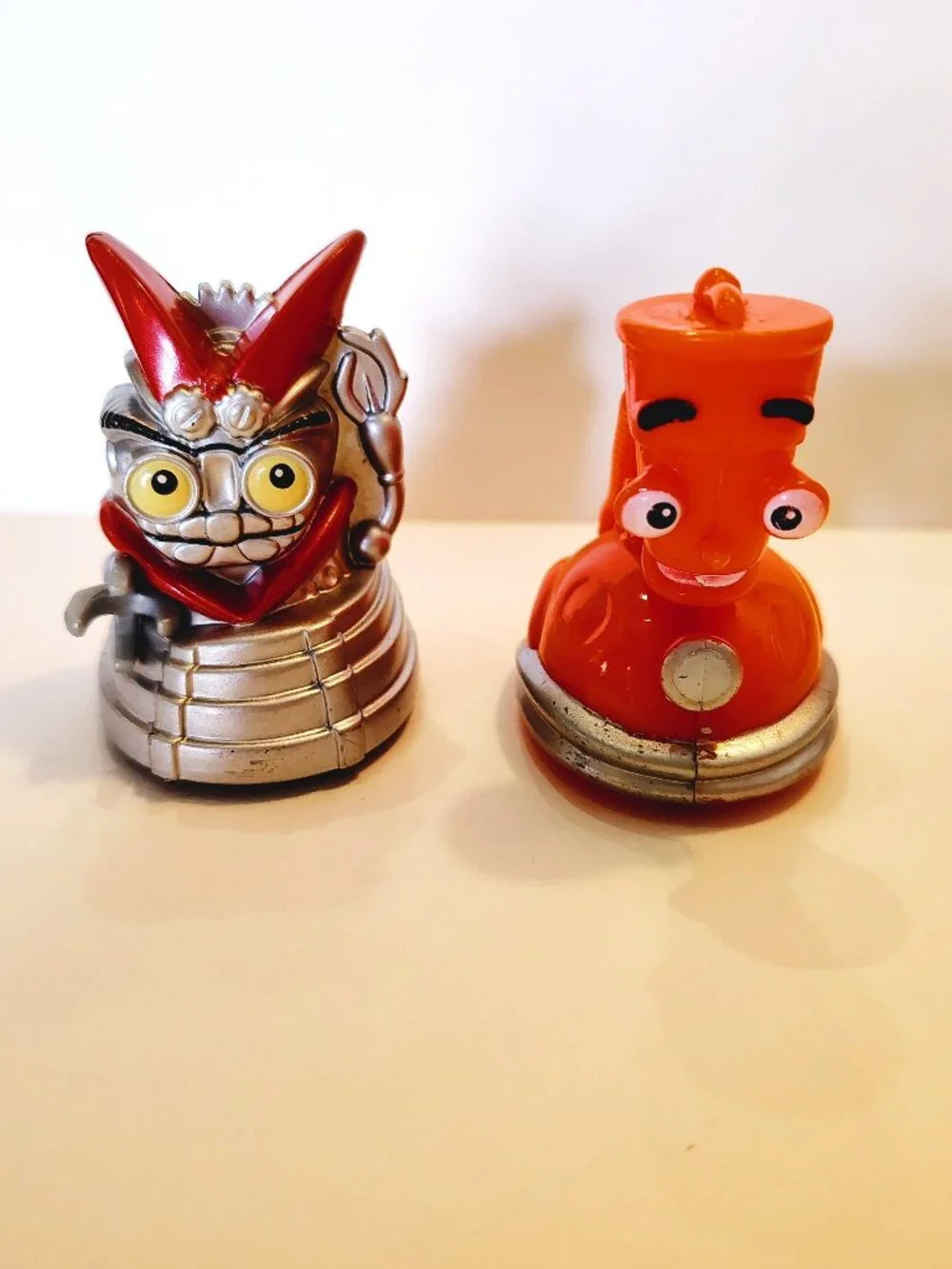 Kellogg's Robots Movie Lot Of 2 Crank Casey Madame Gasket Pull Back Action Toy